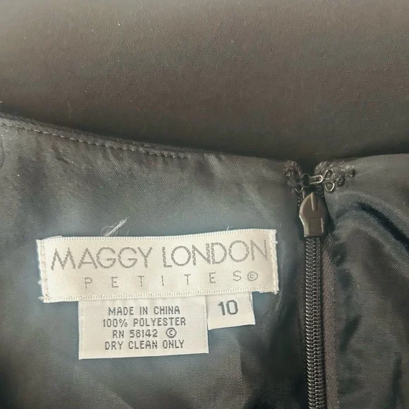 Vintage Maggy London Petite Black Evening Dress - Picture 6 of 6